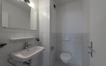 Apartment 4 rooms - image - 8