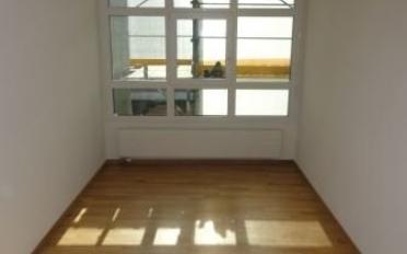 Apartment 4 rooms - image - 3