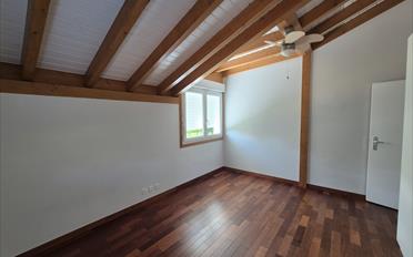 Doppeleinfamilienhaus 7.5 Zimmer - image - 9