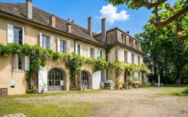 Single house 15 rooms - image - 1