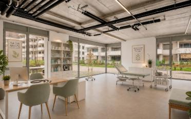 Commercial - image - 3