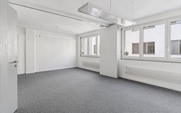 Office - image - 4