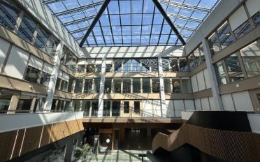 Office - image - 4