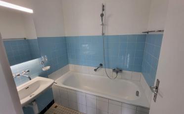 Apartment 4 rooms - image - 9
