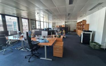 Office - image - 4