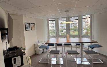 Office - image - 6