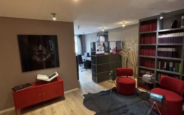 Office - image - 1