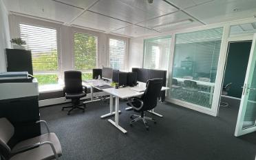Office - image - 3