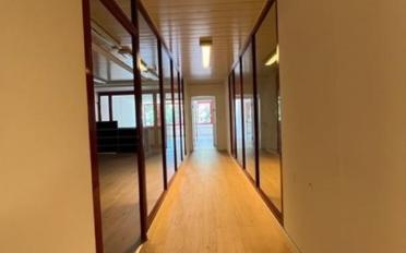 Bureau - image - 8