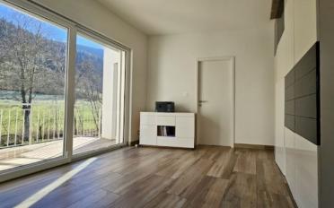 Maison contiguë 9 pièces - image - 8