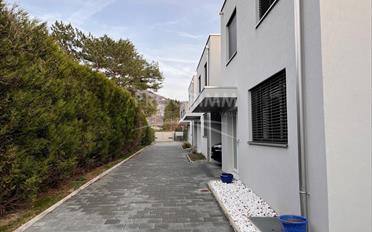 Einfamilienhaus 10 Zimmer - image - 1