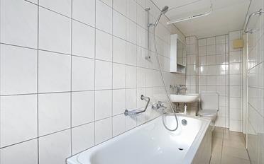 Apartment 4 rooms - image - 11