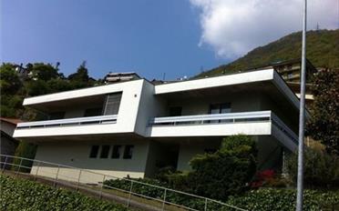 Einfamilienhaus 7.5 Zimmer - image - 1