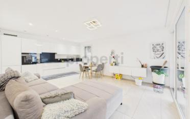 Wohngebäude 11.5 Zimmer - image - 1