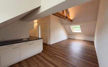 Dachwohnung 2.5 Zimmer - image - 2