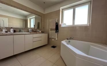 Maison 7.5 pièces - image - 9