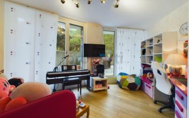 Furnished flat 4.5 rooms - image - 10