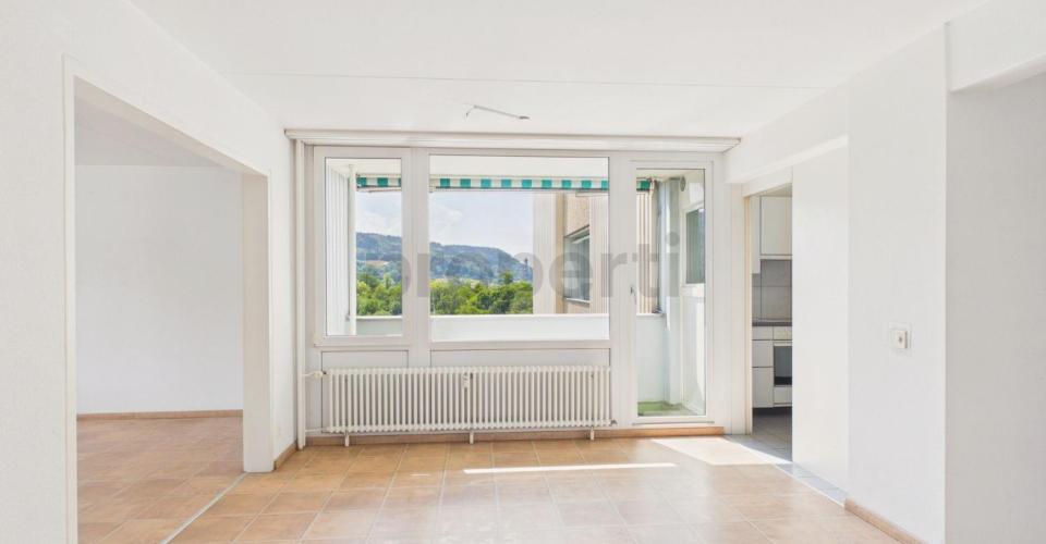 Lumineux appartement de 4.5 pièces avec belle vue dégagée