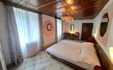 Hôtel 25 pièces - image - 6