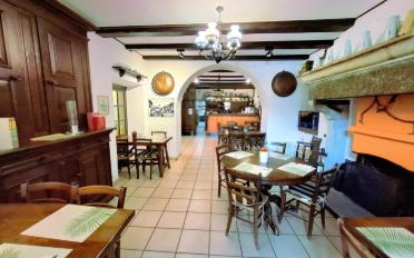 Hôtel 25 pièces - image - 12