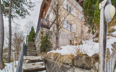 Residential building 7 rooms - image - 1
