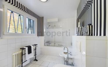 Maison 10.5 pièces - image - 10