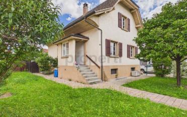 Einfamilienhaus 4.5 Zimmer - image - 1