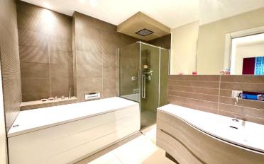 Einfamilienhaus 7.5 Zimmer - image - 7