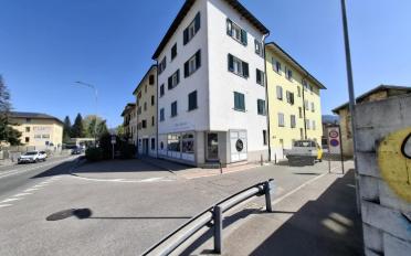 Residential building 4.5 rooms - image - 1