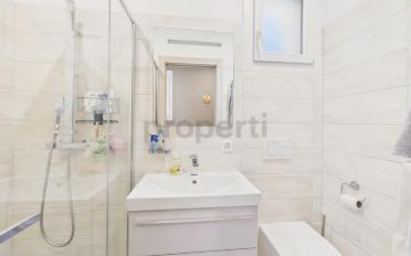 Wohngebäude 11.5 Zimmer - image - 11