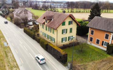Wohngebäude 14 Zimmer - image - 1