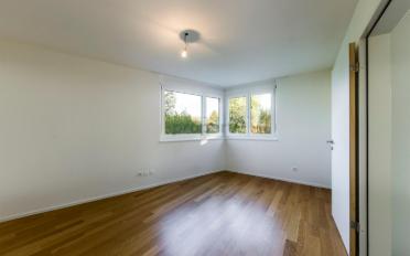 Apartment 4.5 rooms - image - 8