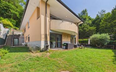 Villa 6.5 pièces - image - 1