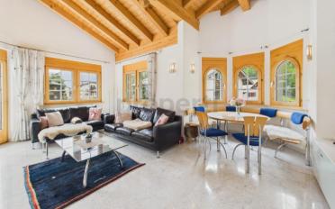 Residential building 14 rooms - image - 1