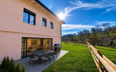Einfamilienhaus 7.5 Zimmer - image - 1