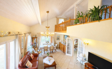 Villa 6.5 pièces - image - 4