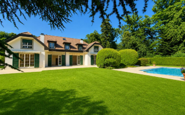 Villa 9 pièces - image - 1