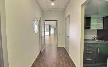 Office - image - 7