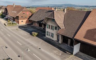 Wohngebäude 13 Zimmer - image - 1