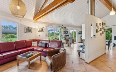 Einfamilienhaus 6.5 Zimmer - image - 3