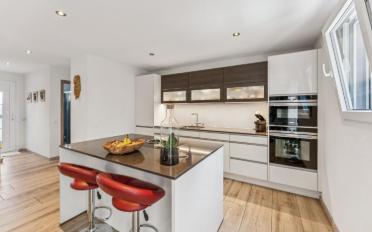 Einfamilienhaus 7.5 Zimmer - image - 2