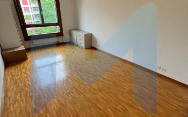 Apartment 4 rooms - image - 3