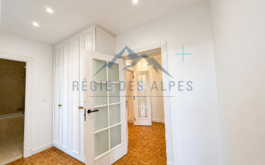 Apartment 7 rooms - image - 9