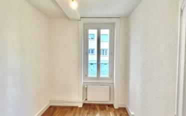 Apartment 4 rooms - image - 9