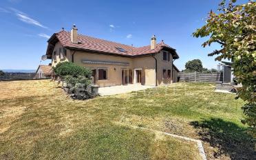 Villa 8 pièces - image - 2