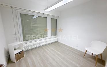 Commercial - image - 3