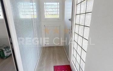 Commercial - image - 2
