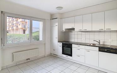 Apartment 4 rooms - image - 4