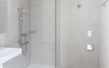 Apartment 2.5 rooms - image - 6