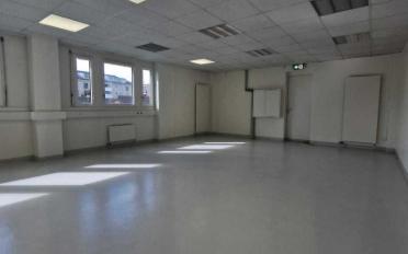 Office - image - 4